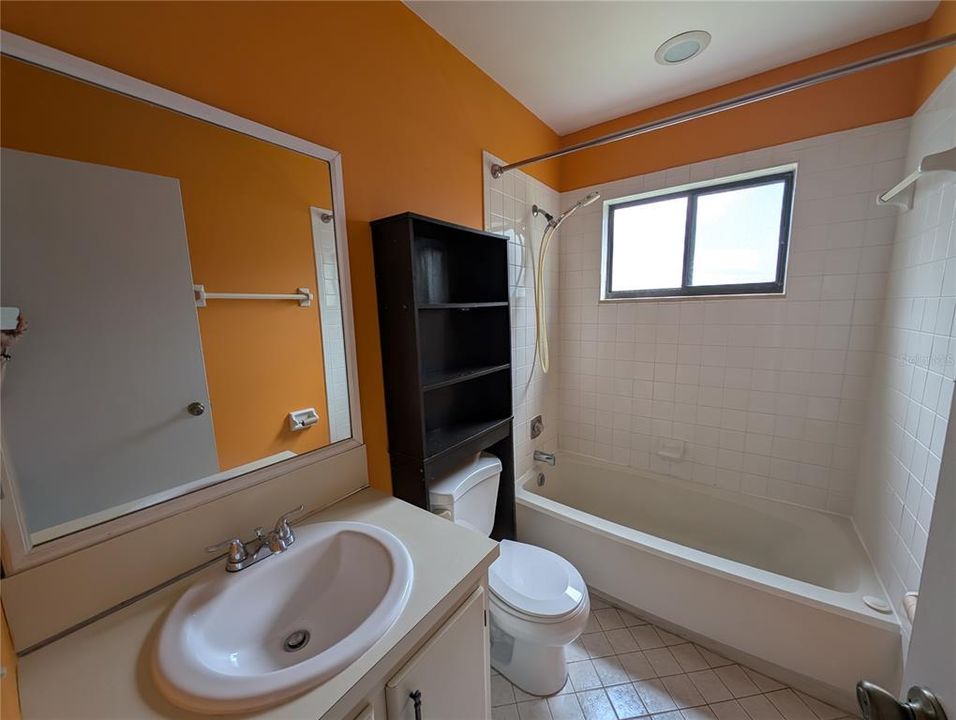 For Rent: $1,750 (2 beds, 2 baths, 953 Square Feet)