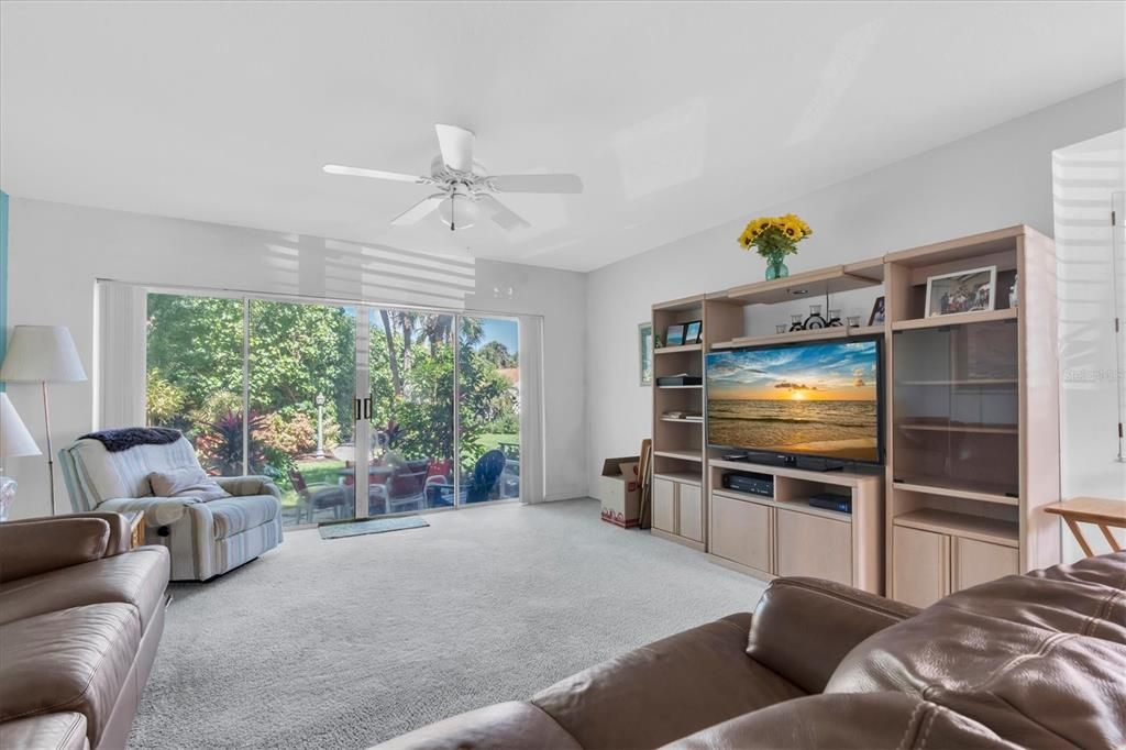 En Venta: $435,000 (2 camas, 2 baños, 1849 Pies cuadrados)