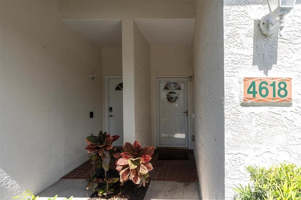 En Venta: $435,000 (2 camas, 2 baños, 1849 Pies cuadrados)