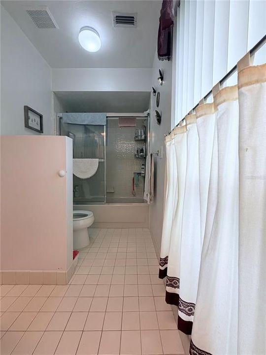 En Venta: $214,900 (2 camas, 2 baños, 1279 Pies cuadrados)