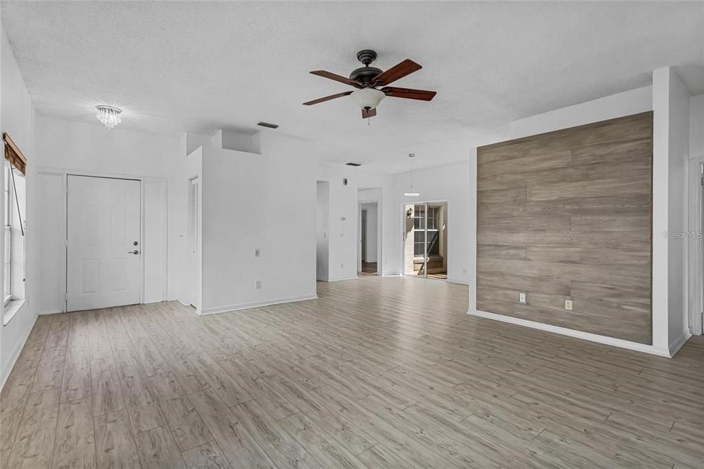 For Rent: $2,850 (3 beds, 2 baths, 1708 Square Feet)