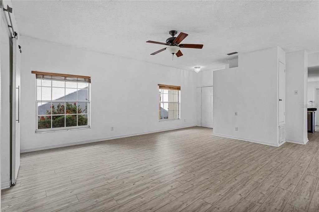 For Rent: $2,850 (3 beds, 2 baths, 1708 Square Feet)