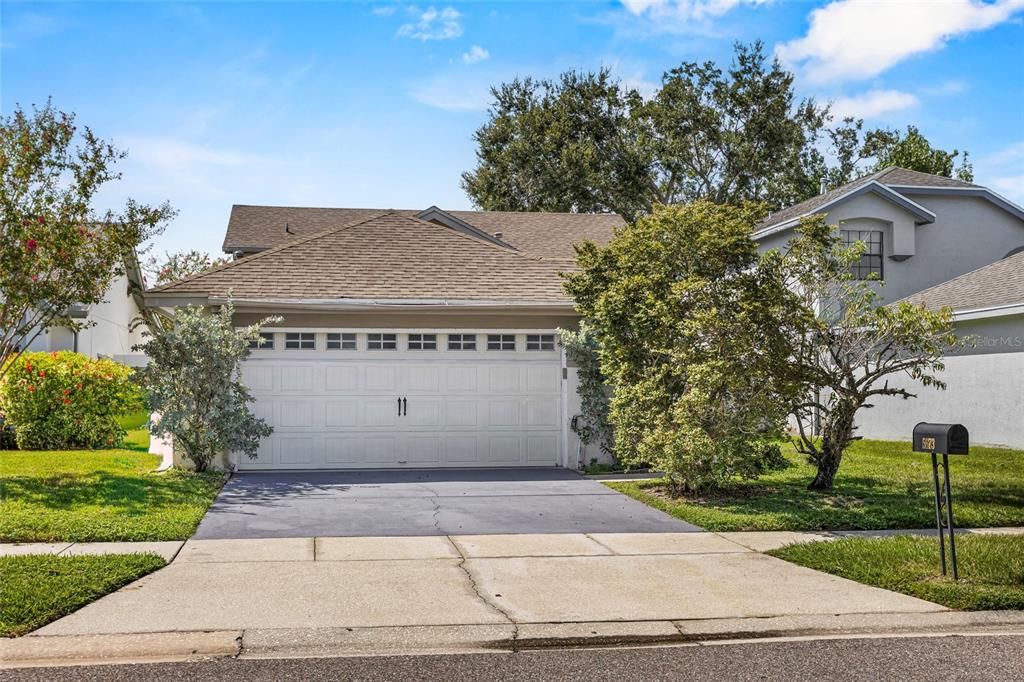For Rent: $2,850 (3 beds, 2 baths, 1708 Square Feet)