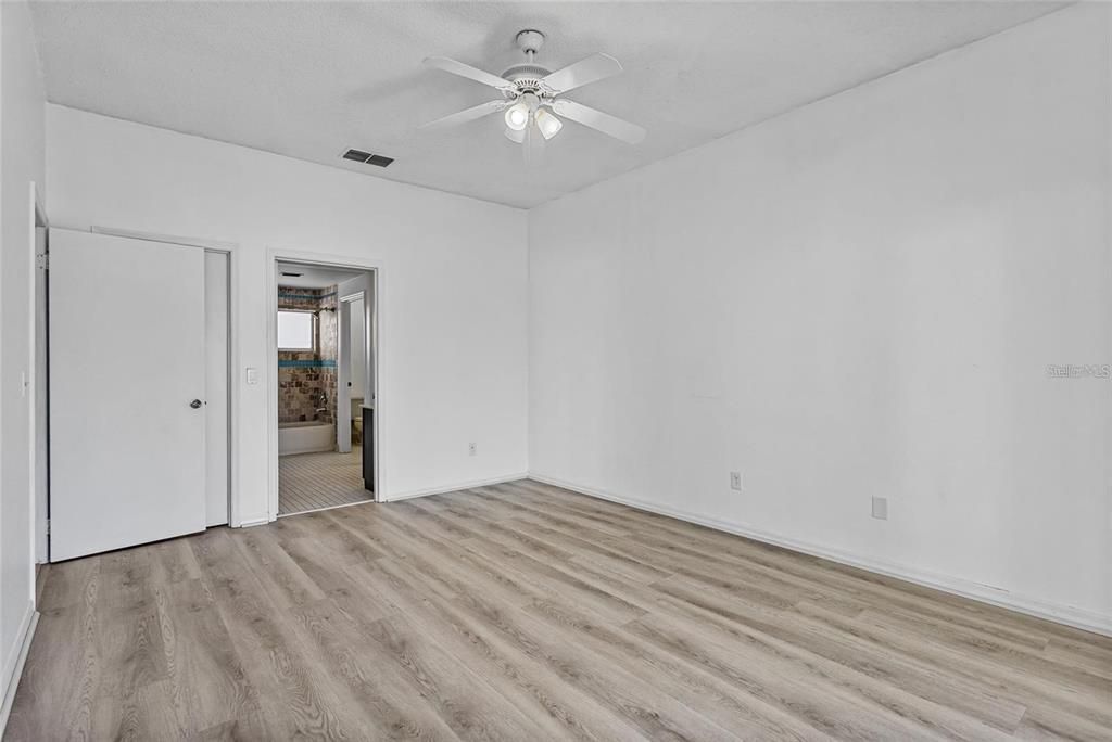 For Rent: $2,850 (3 beds, 2 baths, 1708 Square Feet)