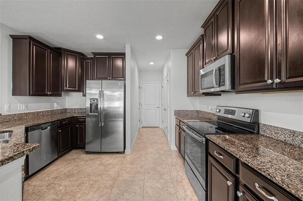 For Sale: $319,500 (3 beds, 2 baths, 1820 Square Feet)