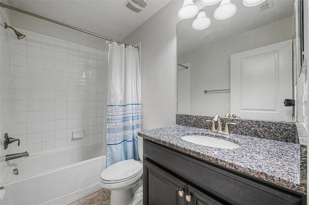 For Sale: $319,500 (3 beds, 2 baths, 1820 Square Feet)