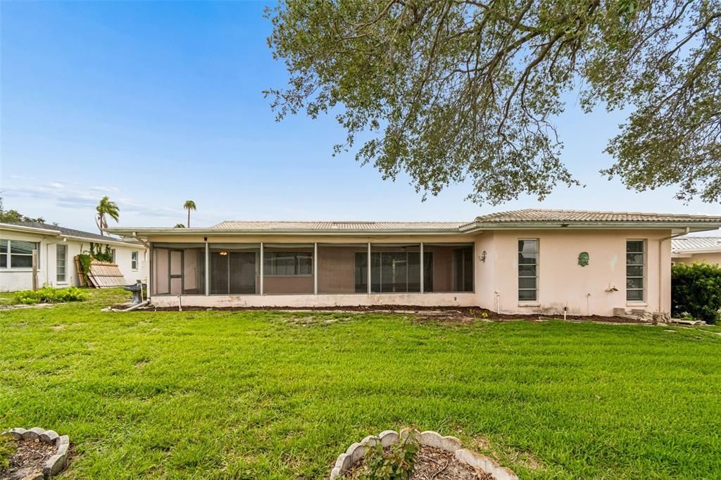 For Sale: $619,900 (3 beds, 2 baths, 2171 Square Feet)