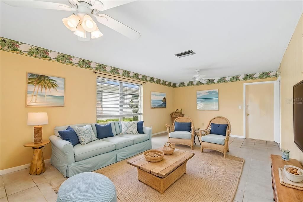 For Sale: $619,900 (3 beds, 2 baths, 2171 Square Feet)