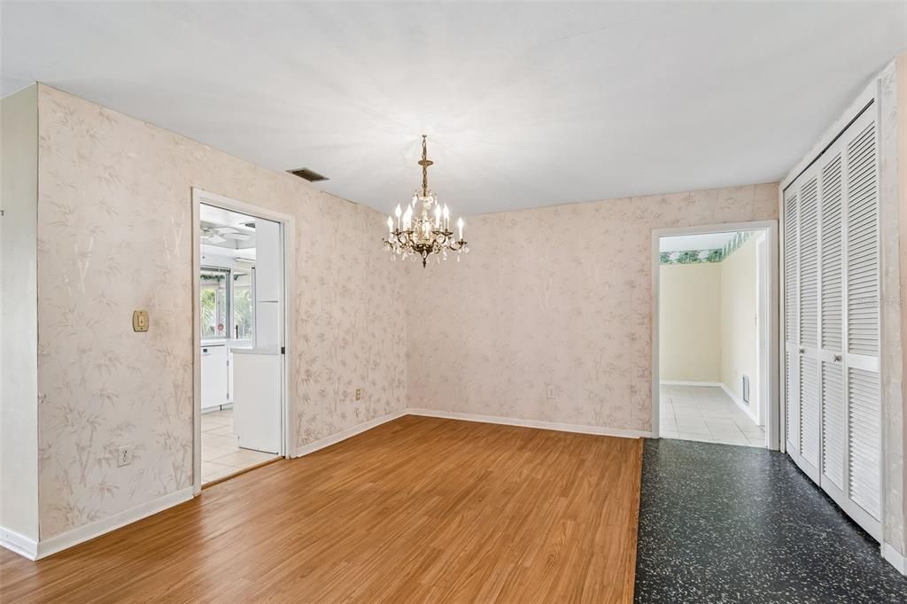 For Sale: $619,900 (3 beds, 2 baths, 2171 Square Feet)