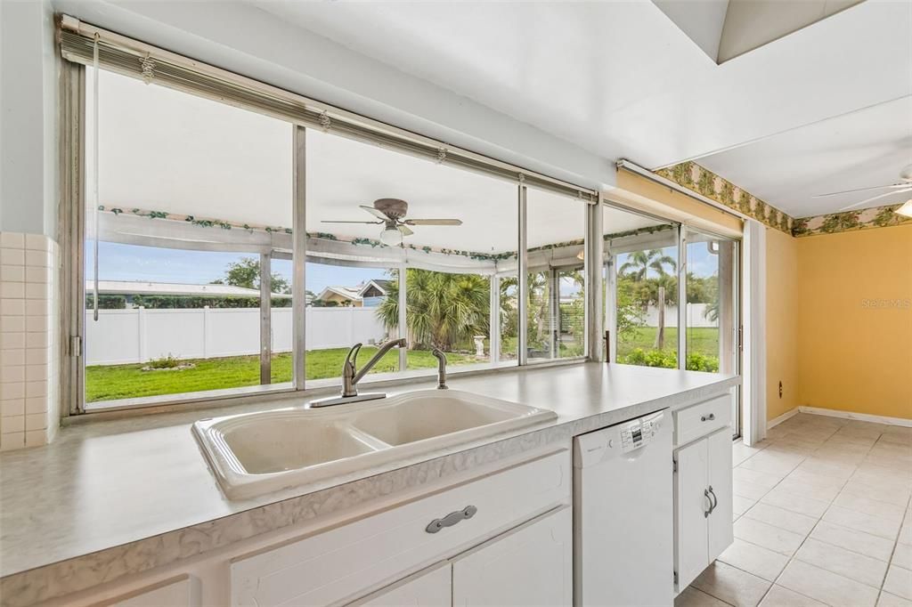For Sale: $619,900 (3 beds, 2 baths, 2171 Square Feet)