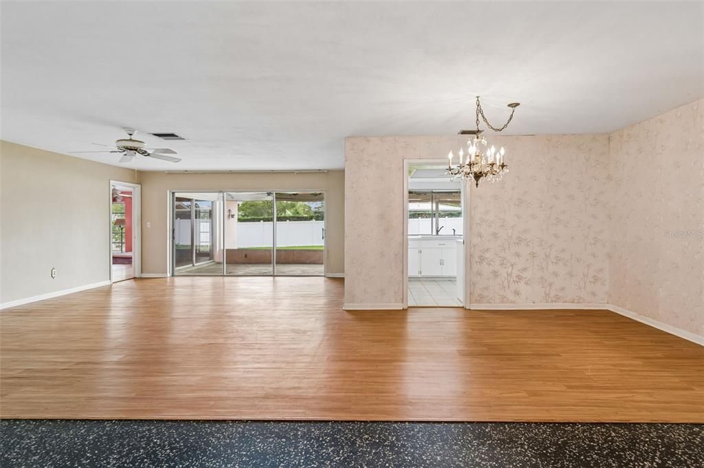 For Sale: $619,900 (3 beds, 2 baths, 2171 Square Feet)