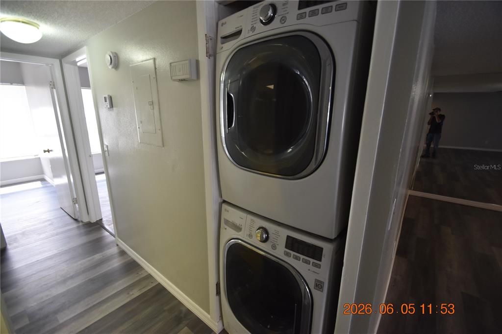 For Rent: $1,850 (2 beds, 2 baths, 1191 Square Feet)