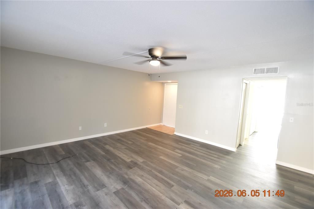 For Rent: $1,850 (2 beds, 2 baths, 1191 Square Feet)