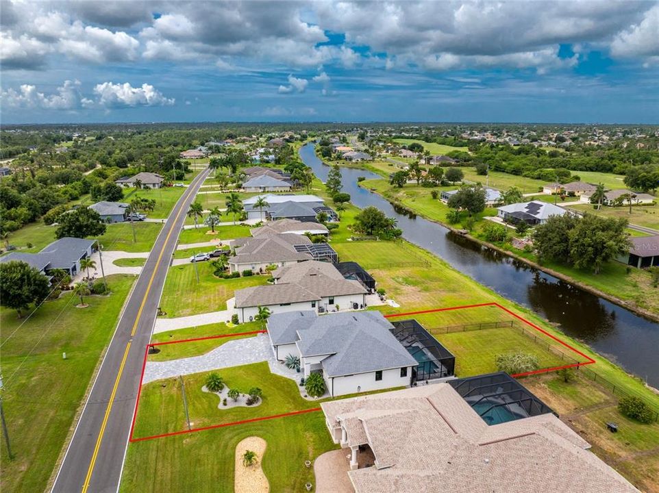 For Sale: $599,900 (3 beds, 2 baths, 1830 Square Feet)