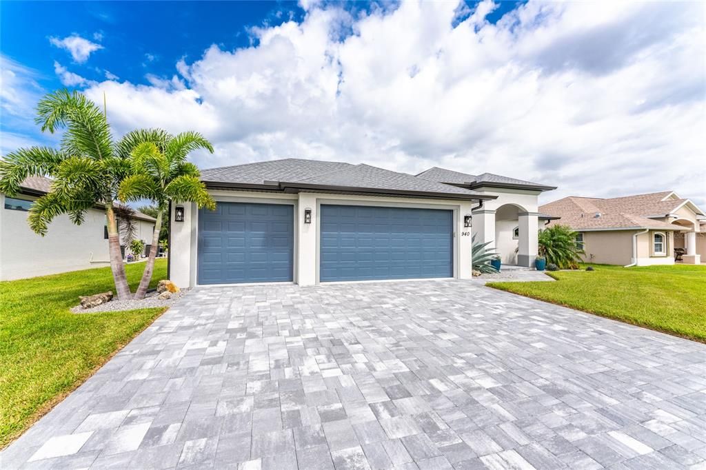 For Sale: $599,900 (3 beds, 2 baths, 1830 Square Feet)