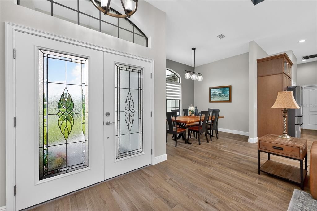 For Sale: $599,900 (3 beds, 2 baths, 1830 Square Feet)
