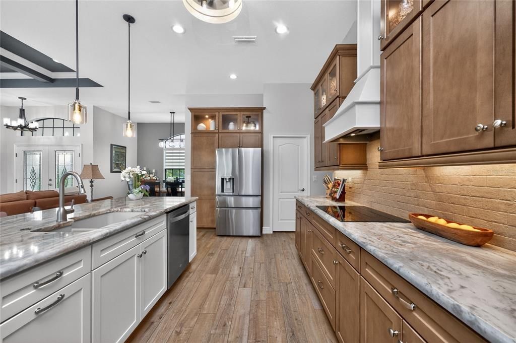 For Sale: $599,900 (3 beds, 2 baths, 1830 Square Feet)
