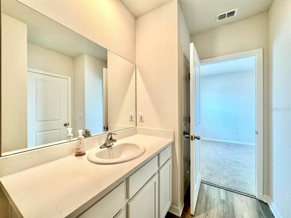 For Rent: $2,800 (3 beds, 2 baths, 1806 Square Feet)