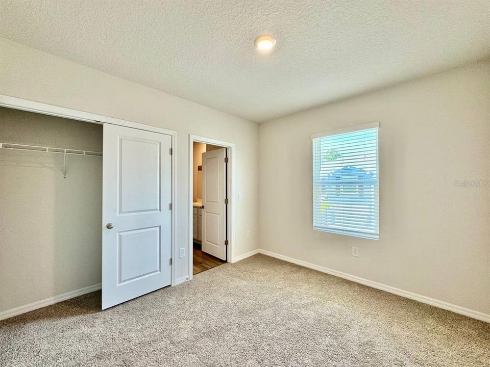 For Rent: $2,800 (3 beds, 2 baths, 1806 Square Feet)