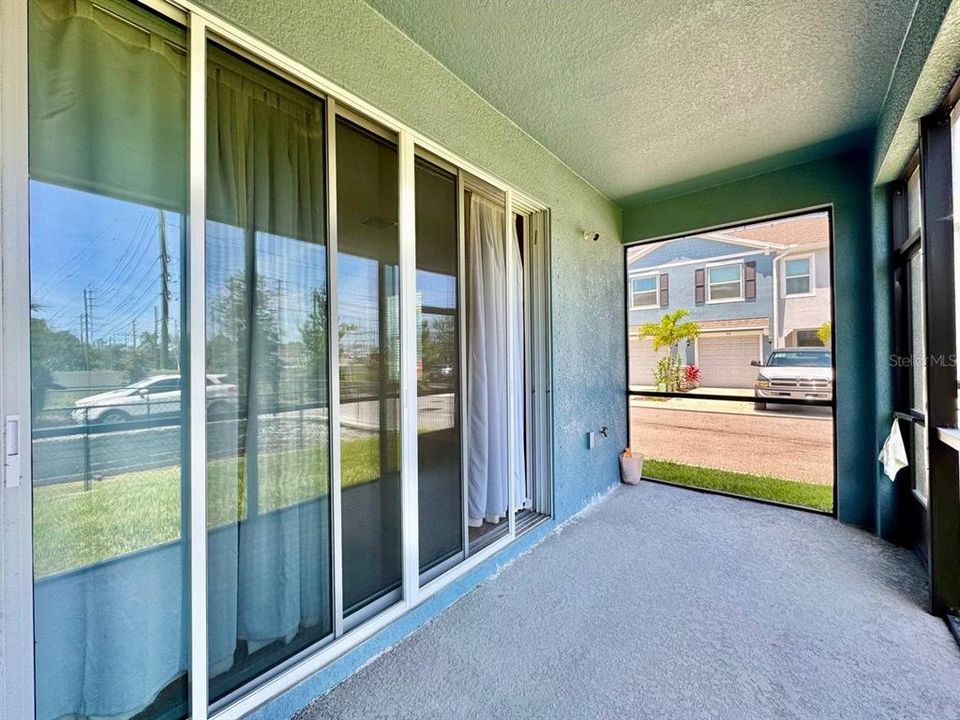 For Rent: $2,800 (3 beds, 2 baths, 1806 Square Feet)