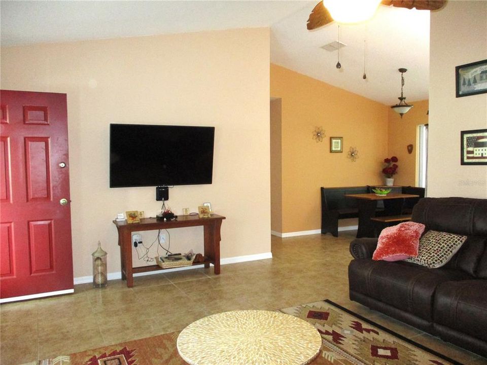 En Venta: $210,000 (2 camas, 2 baños, 1248 Pies cuadrados)