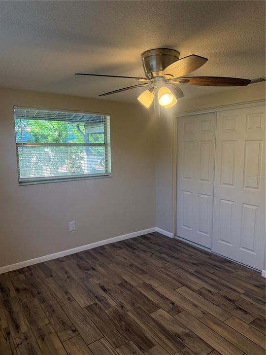 For Sale: $275,000 (2 beds, 2 baths, 1190 Square Feet)