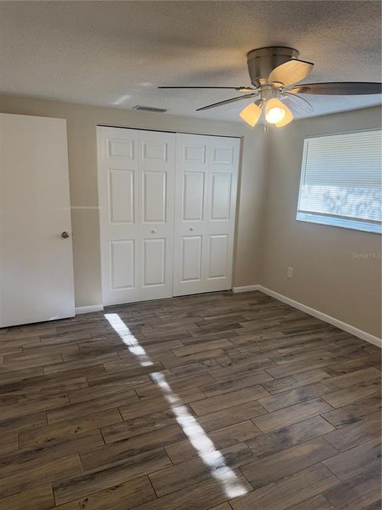 For Sale: $275,000 (2 beds, 2 baths, 1190 Square Feet)