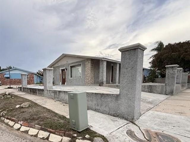 На продажу: $125,200 (3 спален, 1 ванн, 1392 Квадратных фут)