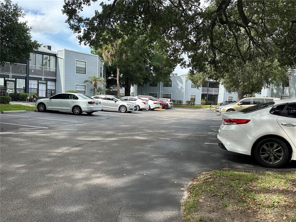 For Rent: $2,049 (2 beds, 2 baths, 820 Square Feet)