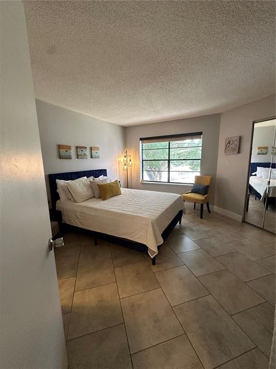 For Rent: $2,049 (2 beds, 2 baths, 820 Square Feet)