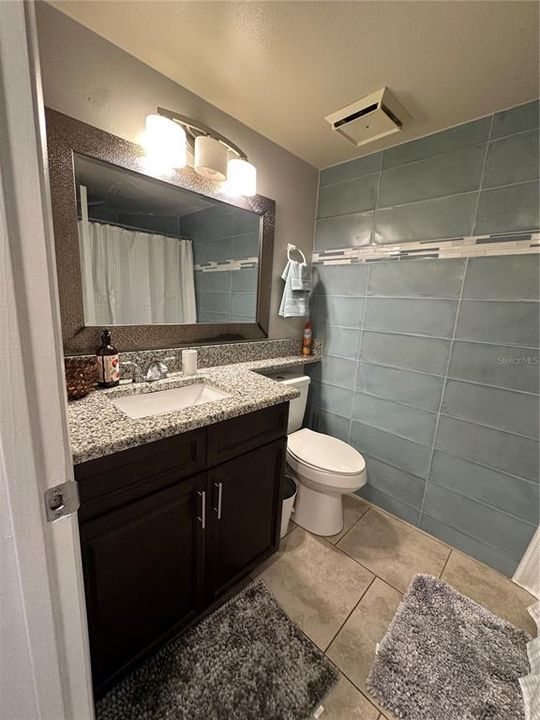 For Rent: $2,049 (2 beds, 2 baths, 820 Square Feet)