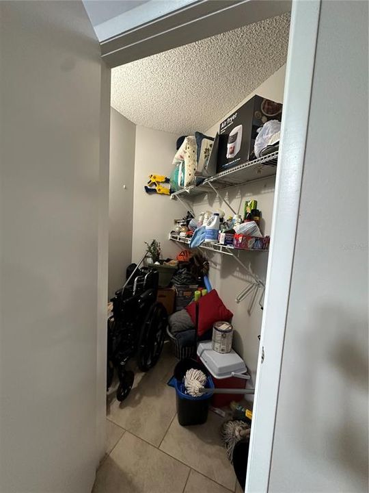 For Rent: $2,049 (2 beds, 2 baths, 820 Square Feet)