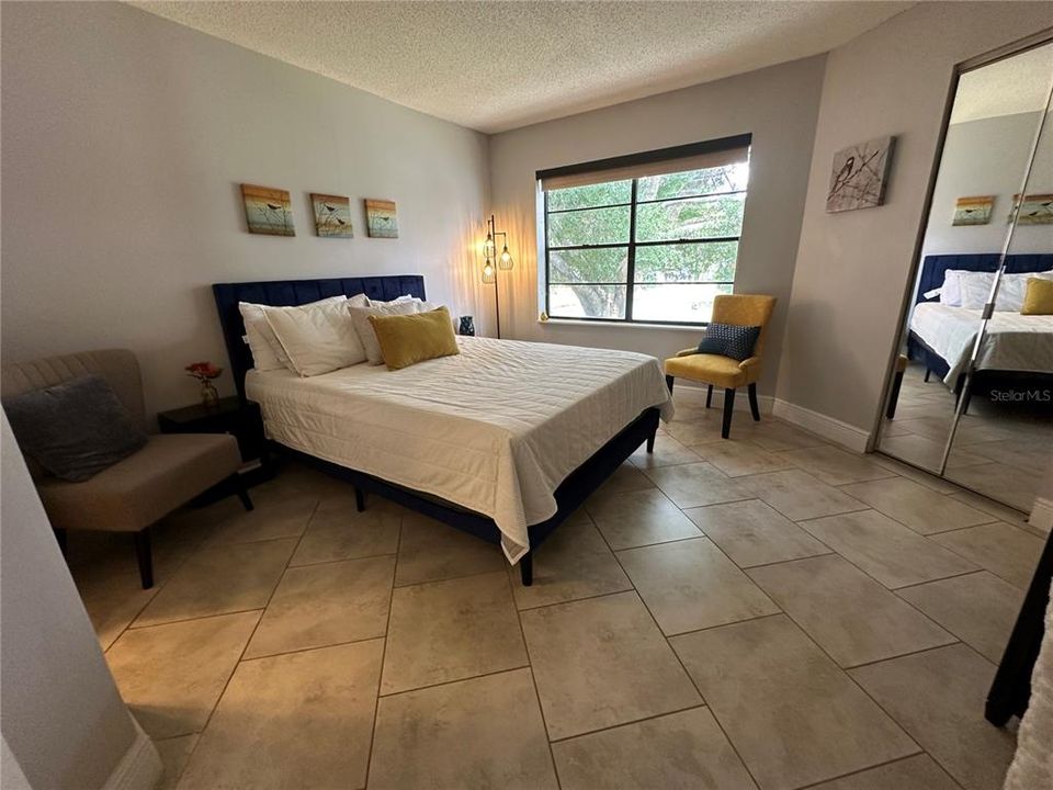 For Rent: $2,049 (2 beds, 2 baths, 820 Square Feet)