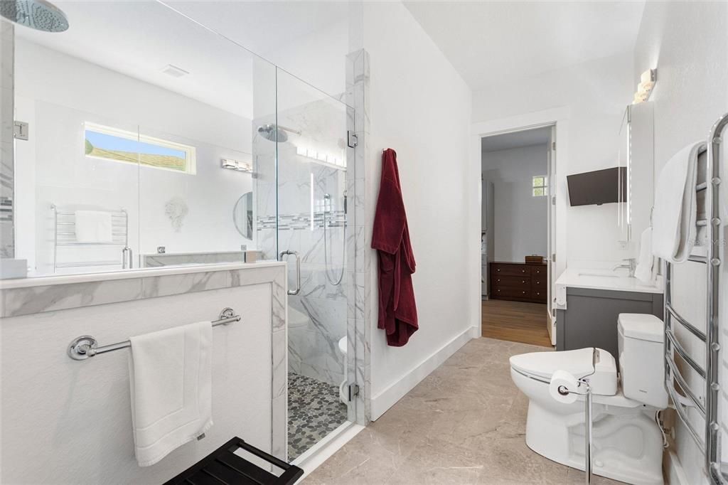 For Sale: $1,200,000 (4 beds, 4 baths, 3936 Square Feet)