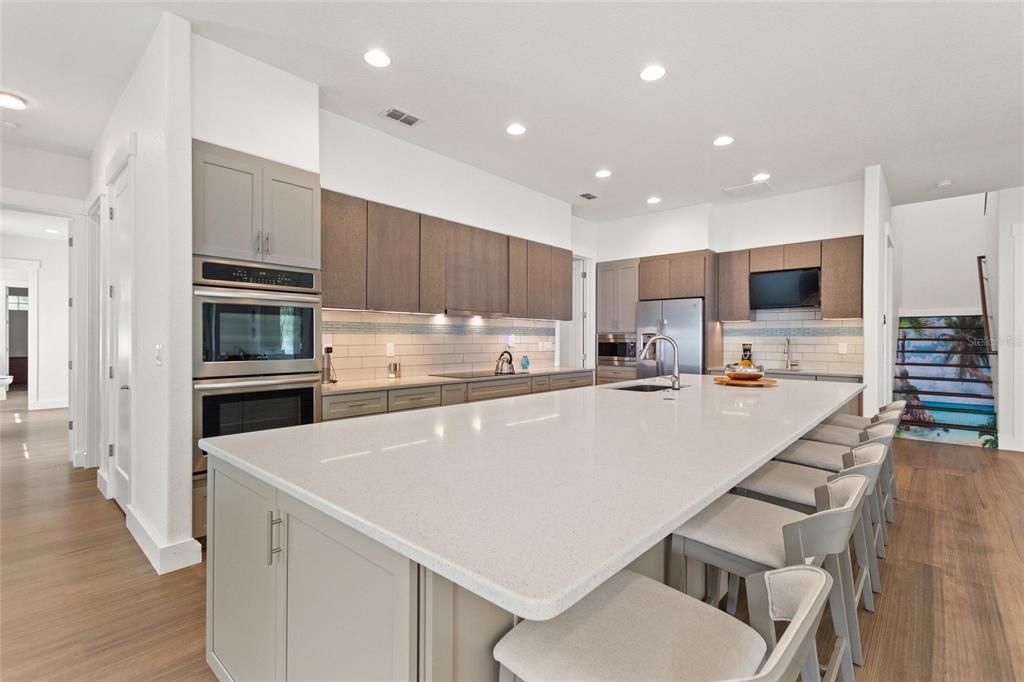 For Sale: $1,200,000 (4 beds, 4 baths, 3936 Square Feet)