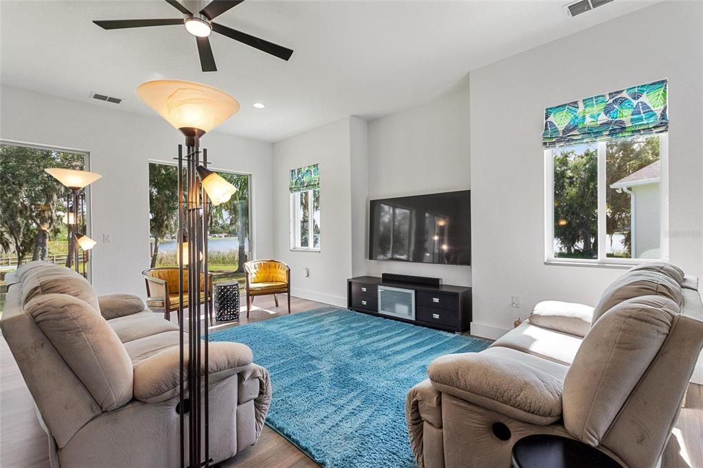 For Sale: $1,200,000 (4 beds, 4 baths, 3936 Square Feet)