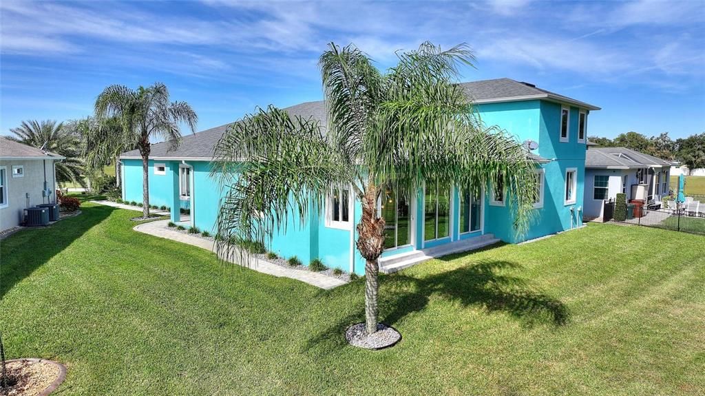 For Sale: $1,200,000 (4 beds, 4 baths, 3936 Square Feet)