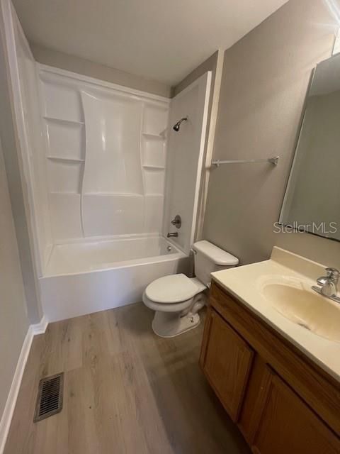En Venta: $249,900 (3 camas, 2 baños, 1764 Pies cuadrados)