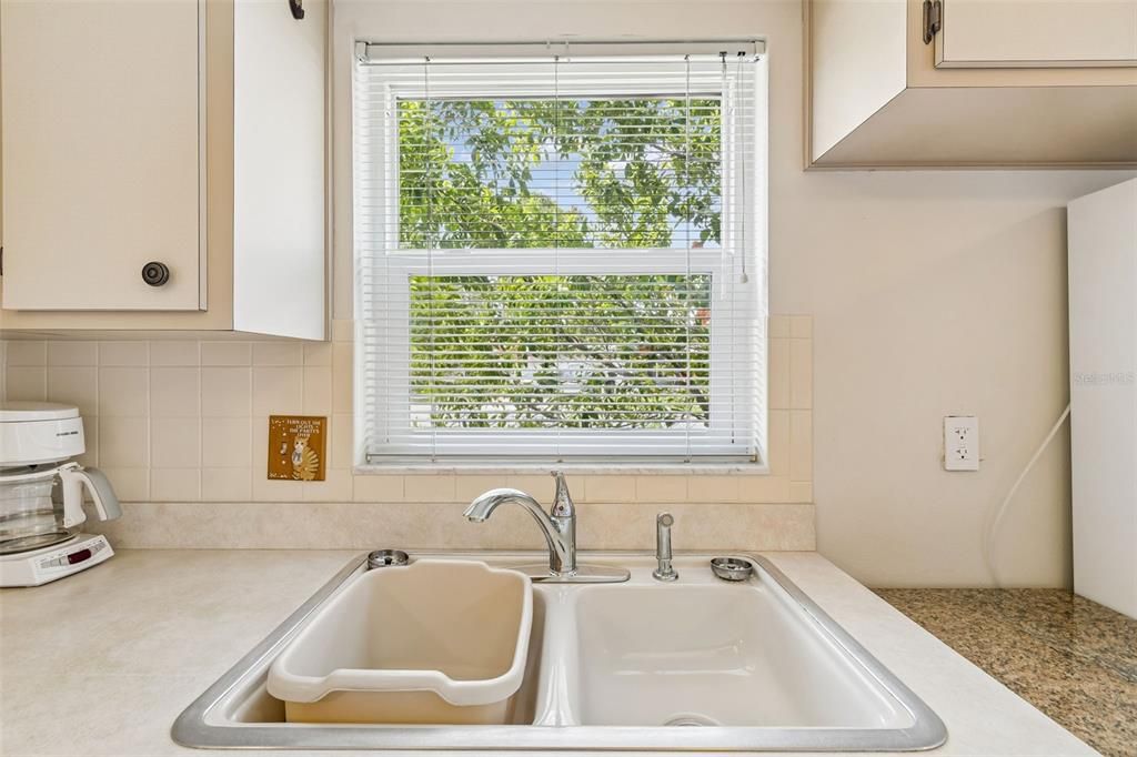 En Venta: $259,900 (3 camas, 2 baños, 1237 Pies cuadrados)