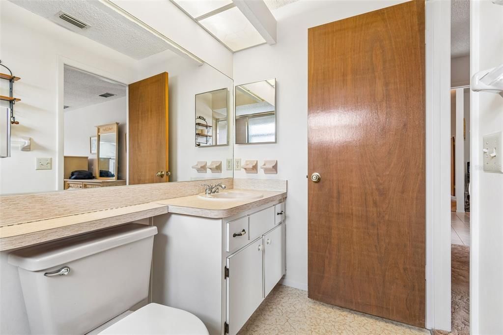 En Venta: $259,900 (3 camas, 2 baños, 1237 Pies cuadrados)