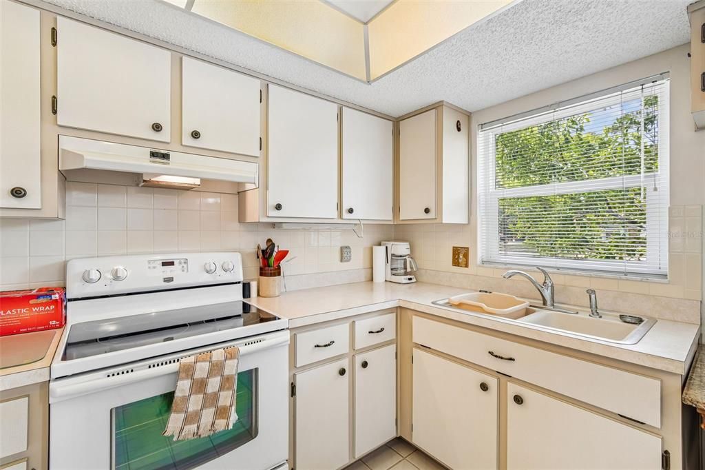 En Venta: $259,900 (3 camas, 2 baños, 1237 Pies cuadrados)
