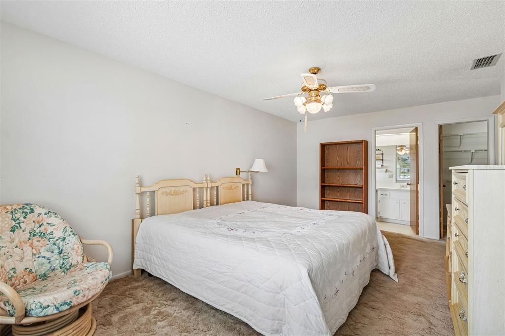 En Venta: $259,900 (3 camas, 2 baños, 1237 Pies cuadrados)