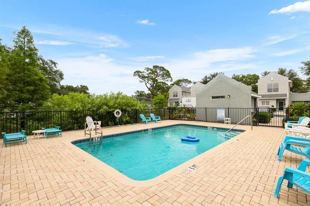 For Rent: $2,600 (2 beds, 2 baths, 1261 Square Feet)