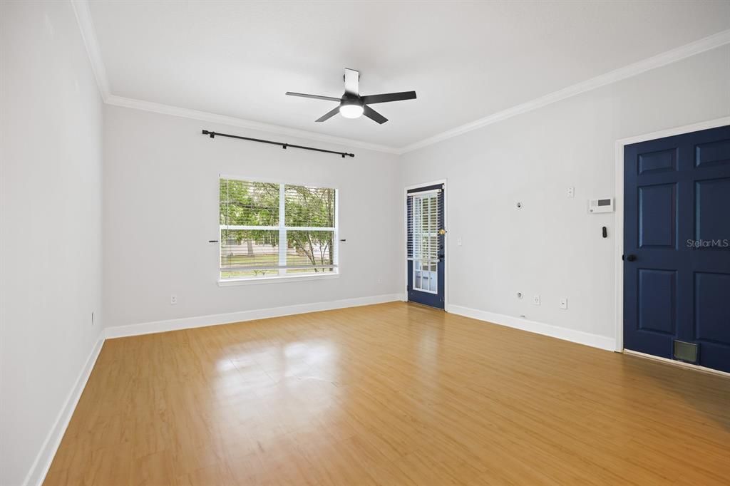 For Rent: $2,600 (2 beds, 2 baths, 1261 Square Feet)