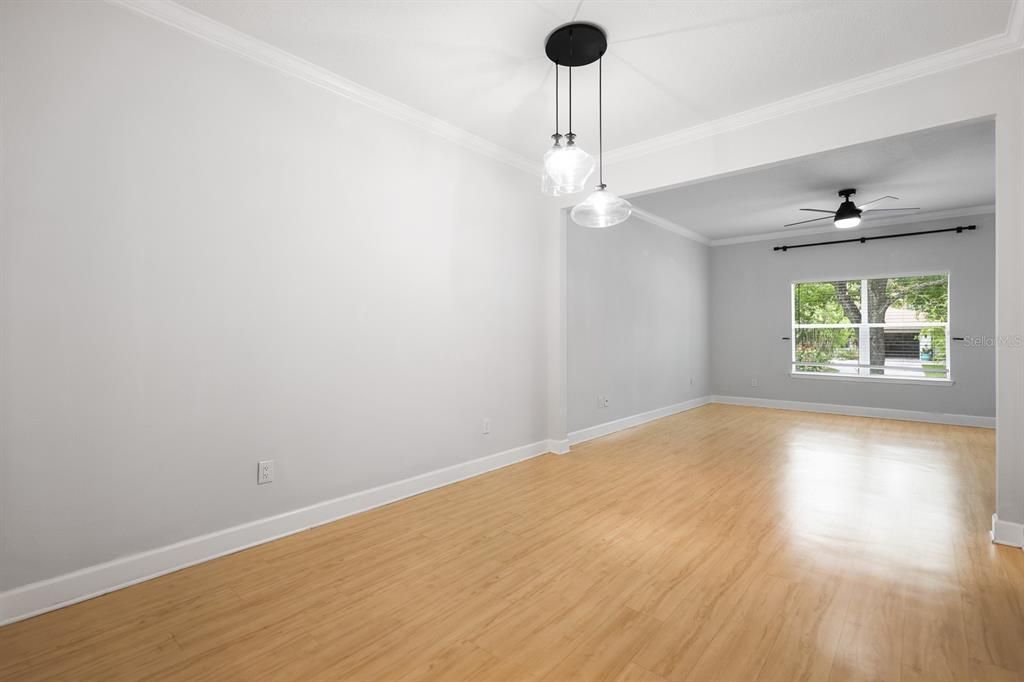 For Rent: $2,600 (2 beds, 2 baths, 1261 Square Feet)