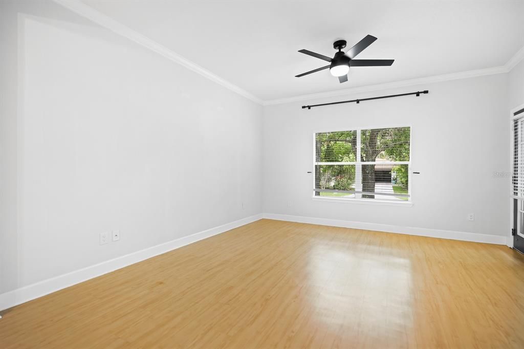 For Rent: $2,600 (2 beds, 2 baths, 1261 Square Feet)