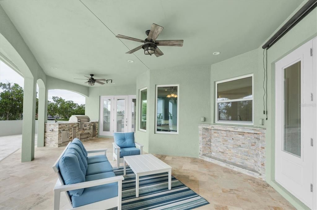 For Sale: $2,699,999 (4 beds, 4 baths, 3669 Square Feet)
