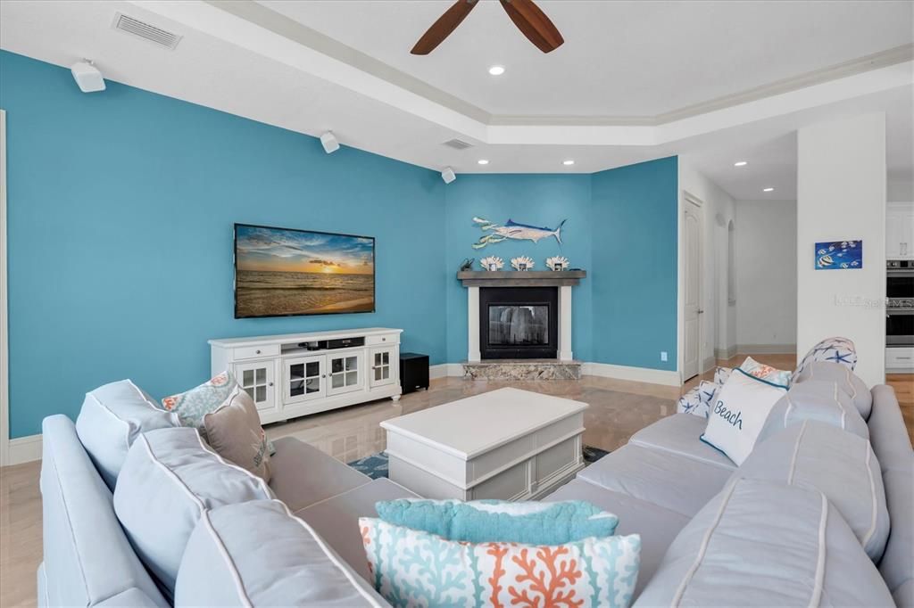 For Sale: $2,699,999 (4 beds, 4 baths, 3669 Square Feet)