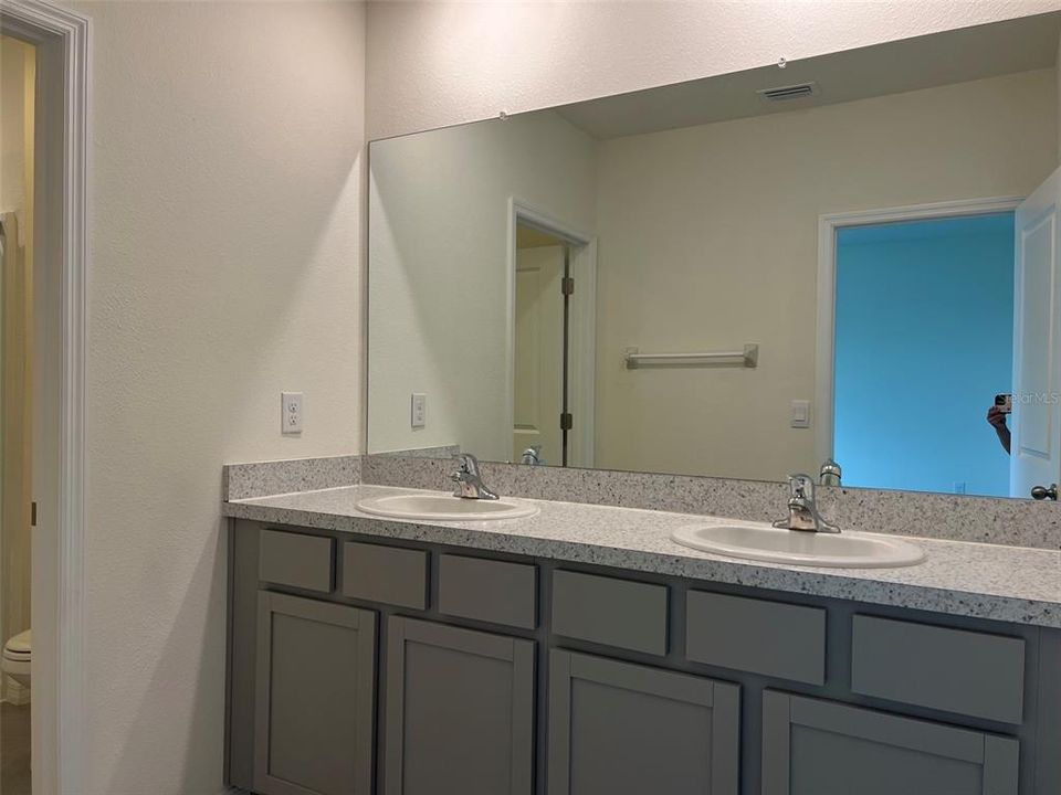 En Renta: $1,975 (3 camas, 2 baños, 1758 Pies cuadrados)