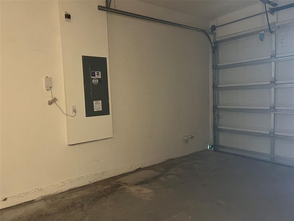 En Renta: $1,975 (3 camas, 2 baños, 1758 Pies cuadrados)